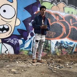 Meet your Posher, Derrick